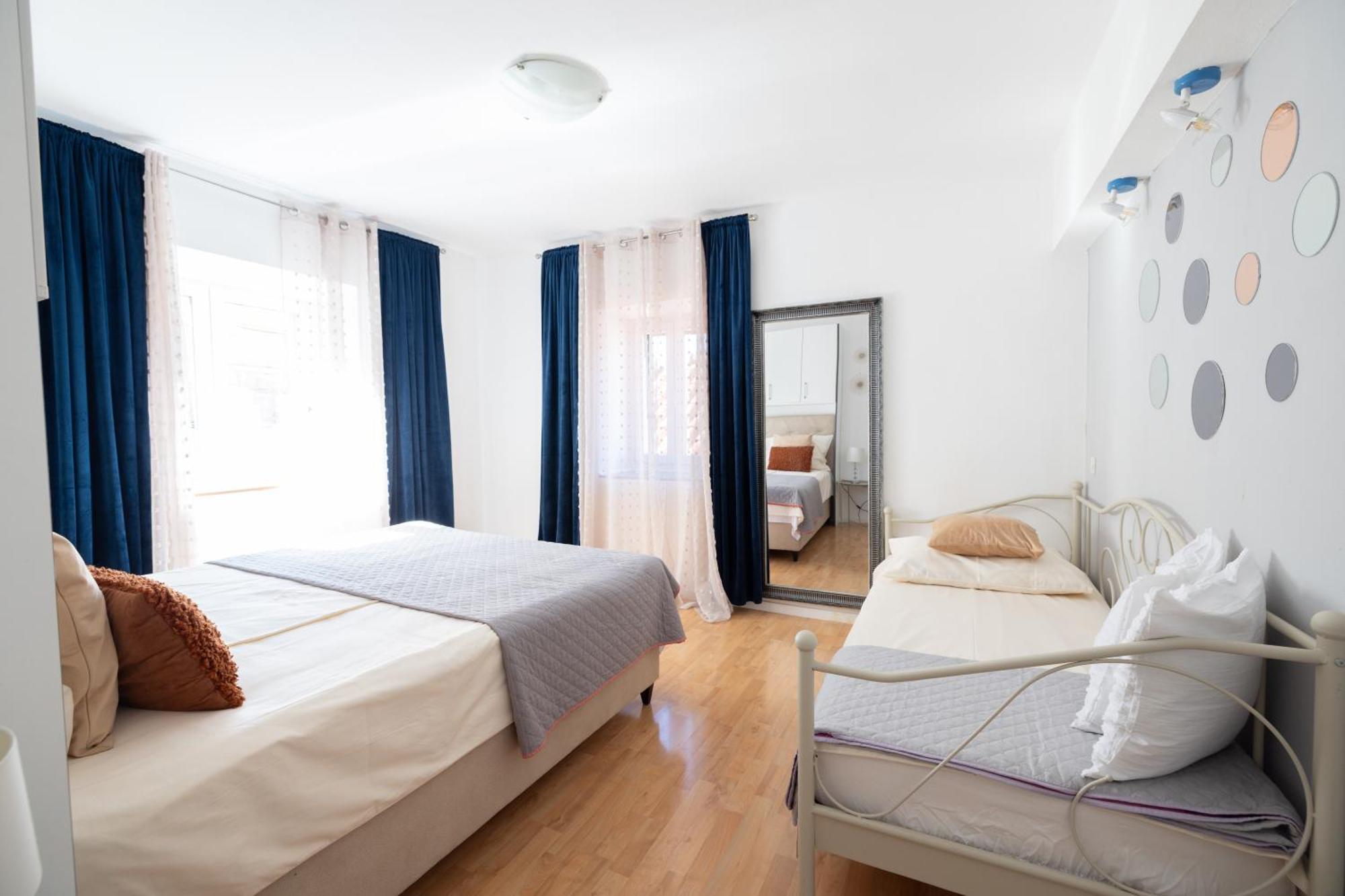 Guesthouse Rebecca Makarska Eksteriør billede
