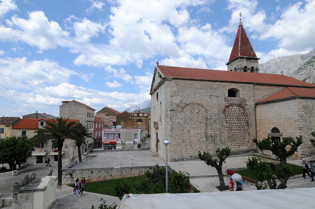 Guesthouse Rebecca Makarska Eksteriør billede